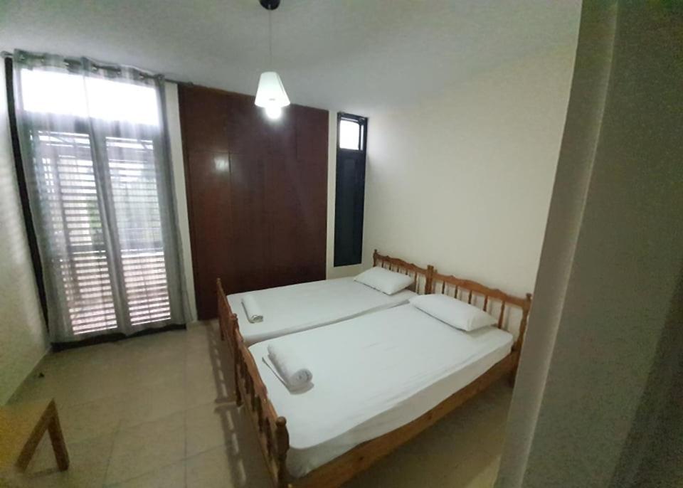 Lovely 2 Bedrooms In The Tourist Area In Paphos . Kültér fotó